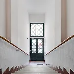 Drama Queen In Old Town Apartman *